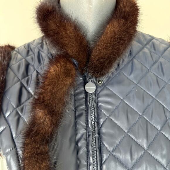 NEW!!! Rolf Schulte women navy color vest with natural mink size S Retail 1250$ - Picture 3 of 10